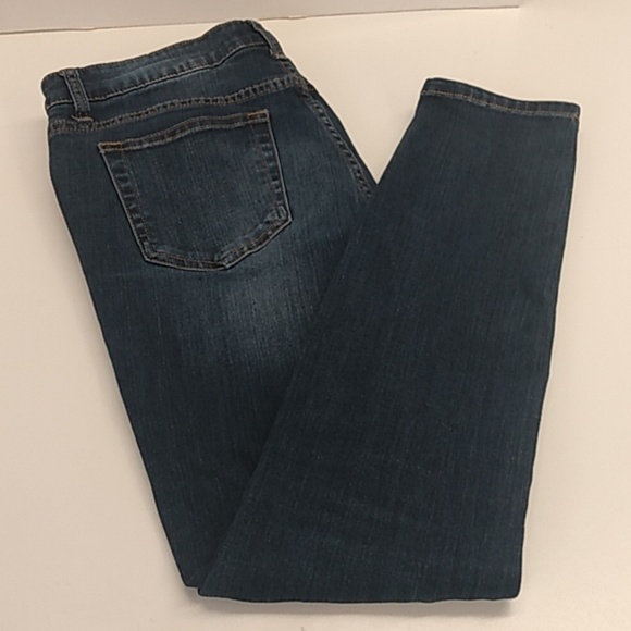 Tommy Hilfiger Women's Size 8R Dark Blue Jean's - Picture 2 of 9